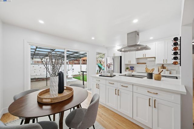 24006 Azevedo Ave, Hayward, CA 94541