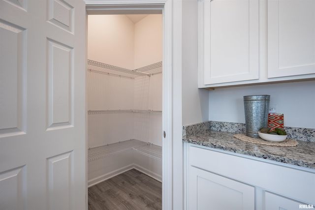 Lot 9 Faiths Way, Bettendorf, IA 52722