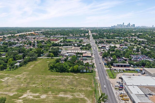 8018 Jensen Drive, Houston, TX 77093