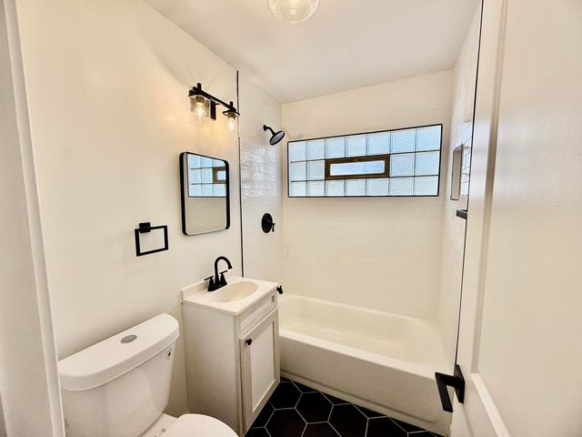 4301 Buchanan Street, Gary, IN 46408