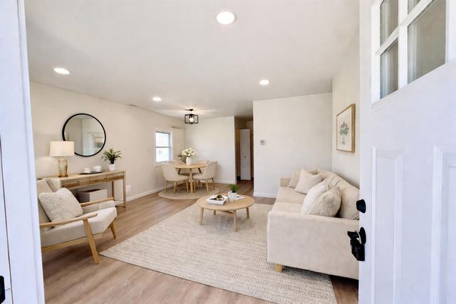 4301 Buchanan Street, Gary, IN 46408