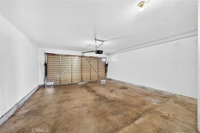 14380 Foothill, Sylmar, CA 91342