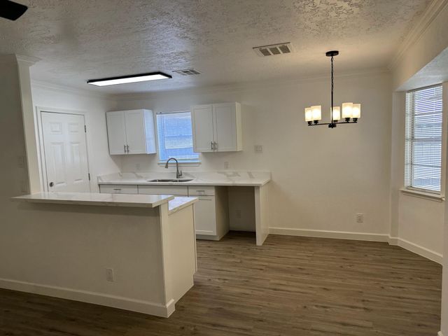 934 Bacliff Drive, Bacliff, TX 77518