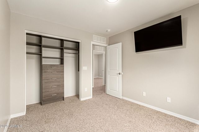18960 N TOLEDO Avenue, Maricopa, AZ 85138