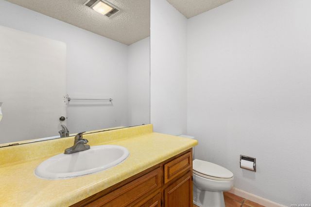 350 Ullrich, Marion, TX 78124