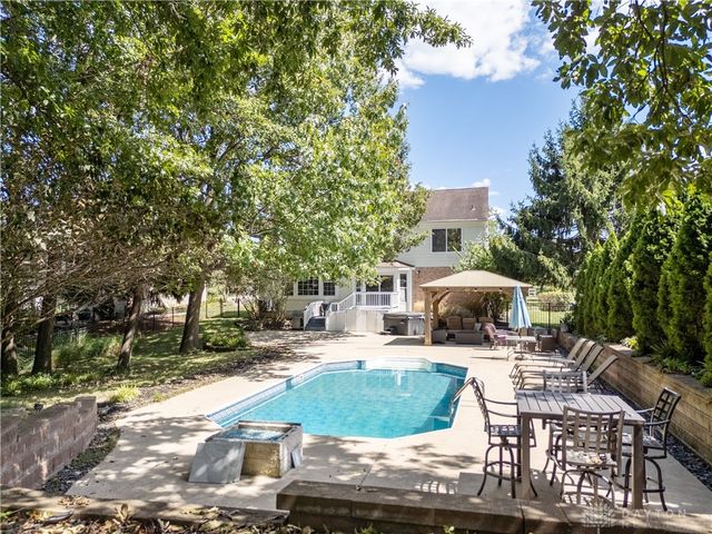 211 Silver Fox Court, Loveland, OH 45140