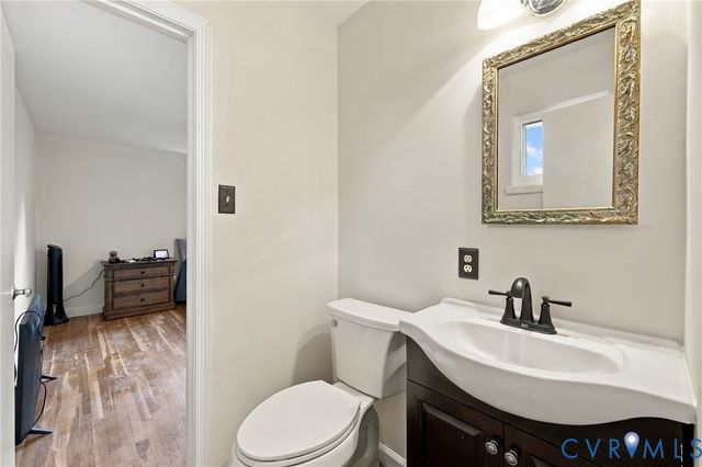 8357 Colmar Dr, Mechanicsville, VA 23116