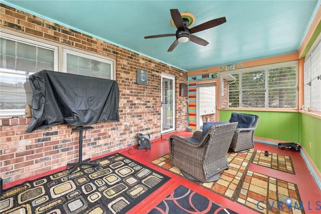 8357 Colmar Dr, Mechanicsville, VA 23116