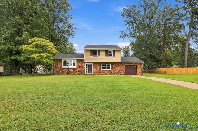 8357 Colmar Dr, Mechanicsville, VA 23116