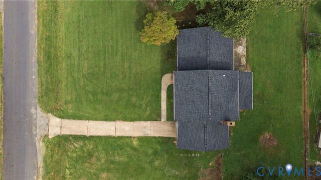 8357 Colmar Dr, Mechanicsville, VA 23116