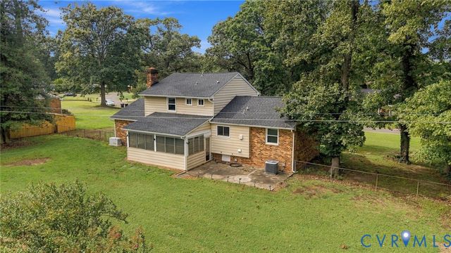 8357 Colmar Dr, Mechanicsville, VA 23116