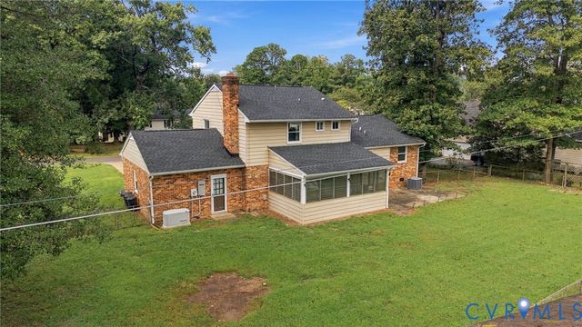 8357 Colmar Dr, Mechanicsville, VA 23116