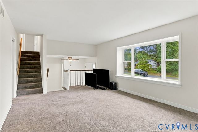 8357 Colmar Dr, Mechanicsville, VA 23116