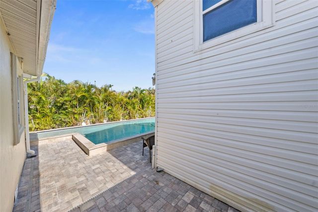 204 44TH AVENUE, St Pete Beach, FL 33706