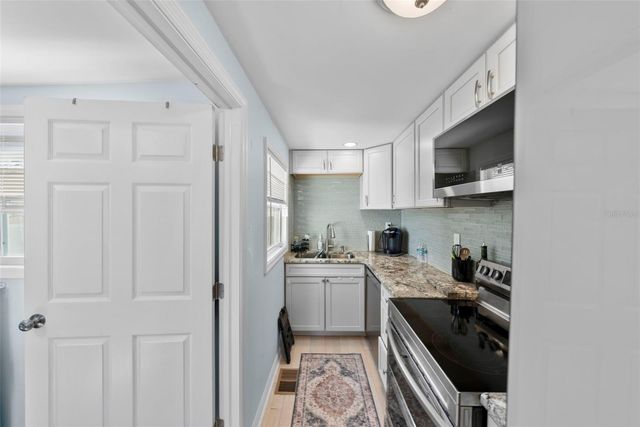 204 44TH AVENUE, St Pete Beach, FL 33706