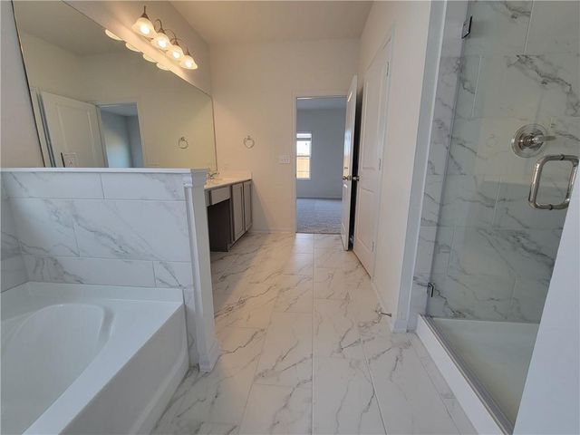 244 Crystal Brook DR, Liberty Hill, TX 78642