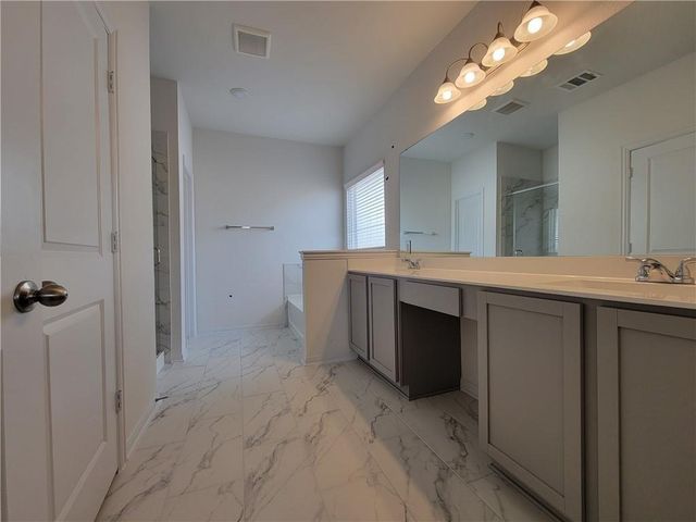 244 Crystal Brook DR, Liberty Hill, TX 78642