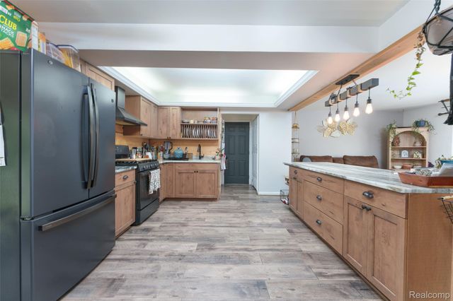 940 Rowland Road, Addison Township, MI 48367