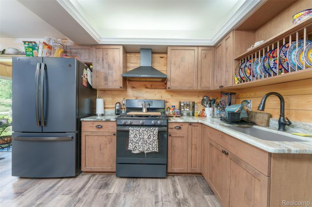 940 Rowland Road, Addison Township, MI 48367