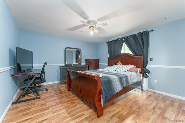 940 Rowland Road, Addison Township, MI 48367