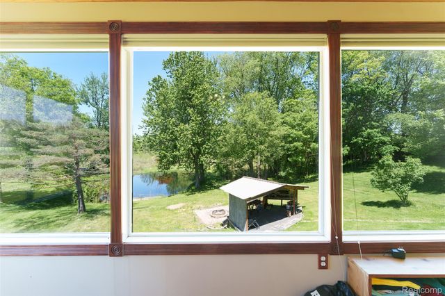 940 Rowland Road, Addison Township, MI 48367