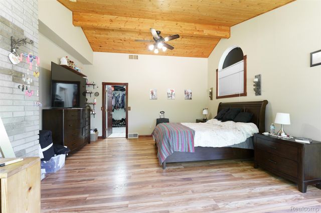 940 Rowland Road, Addison Township, MI 48367