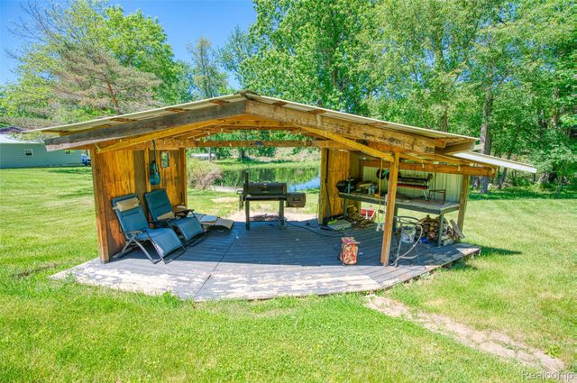 940 Rowland Road, Addison Township, MI 48367