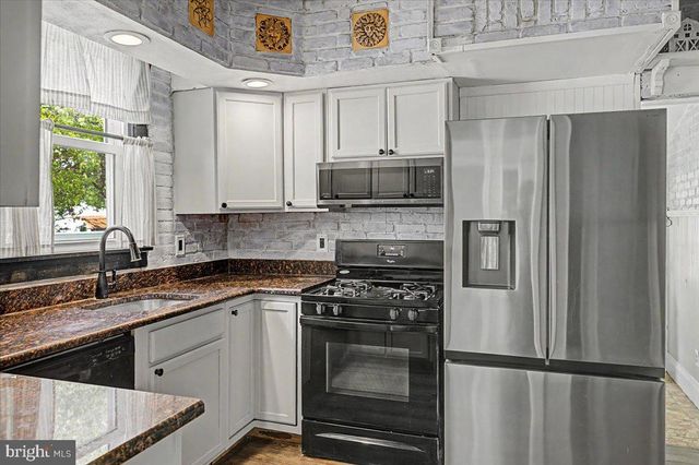 53 E MONTGOMERY AVE, Hatboro, PA 19040