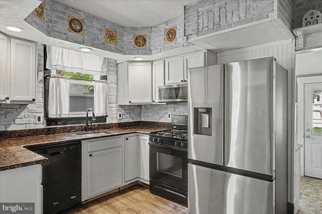 53 E MONTGOMERY AVE, Hatboro, PA 19040