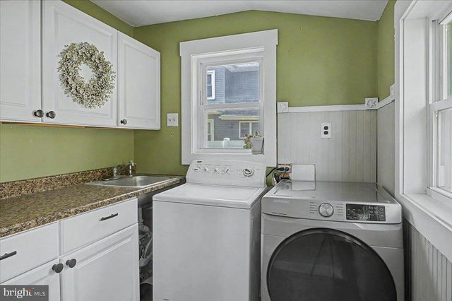53 E MONTGOMERY AVE, Hatboro, PA 19040