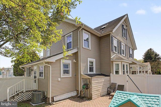 53 E MONTGOMERY AVE, Hatboro, PA 19040