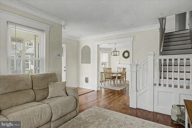 53 E MONTGOMERY AVE, Hatboro, PA 19040