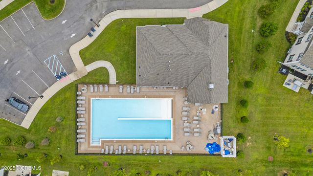 58 Begonia Lane, Monroe, NJ 08831