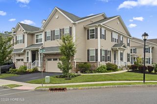 58 Begonia Lane, Monroe, NJ 08831