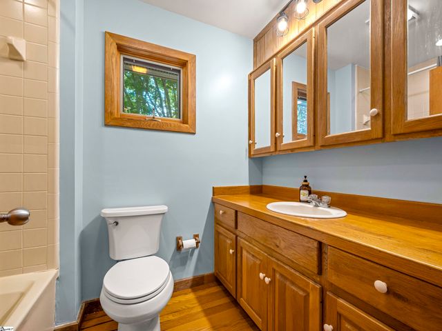 140 Joanda Farm Road, Mooresboro, SC 28114