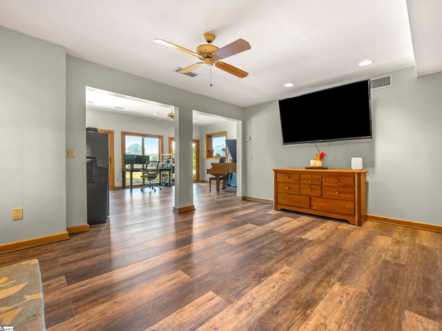 140 Joanda Farm Road, Mooresboro, SC 28114