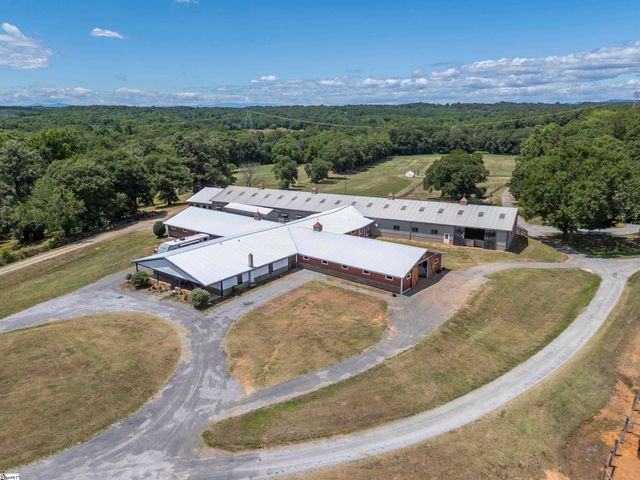 140 Joanda Farm Road, Mooresboro, SC 28114