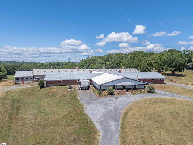 140 Joanda Farm Road, Mooresboro, SC 28114