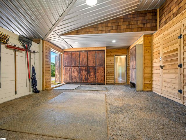 140 Joanda Farm Road, Mooresboro, SC 28114