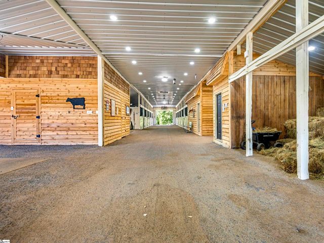 140 Joanda Farm Road, Mooresboro, SC 28114