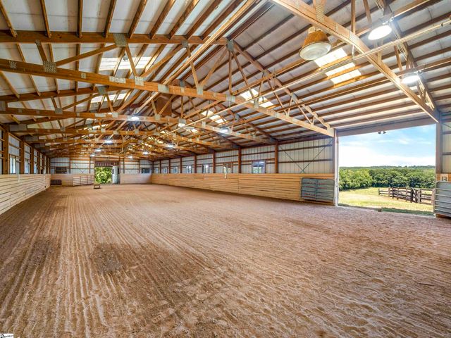 140 Joanda Farm Road, Mooresboro, SC 28114