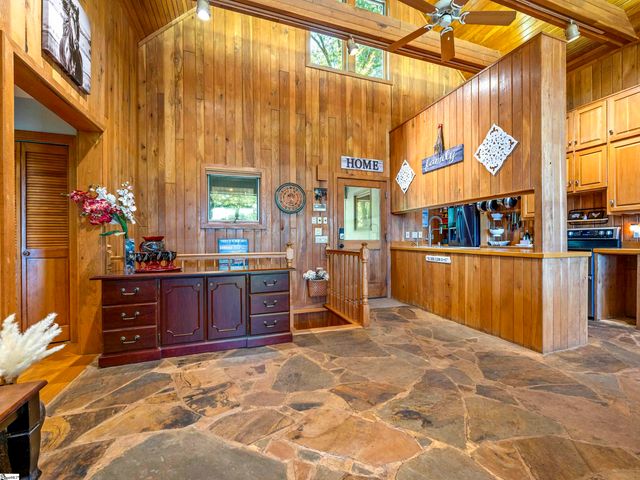 140 Joanda Farm Road, Mooresboro, SC 28114