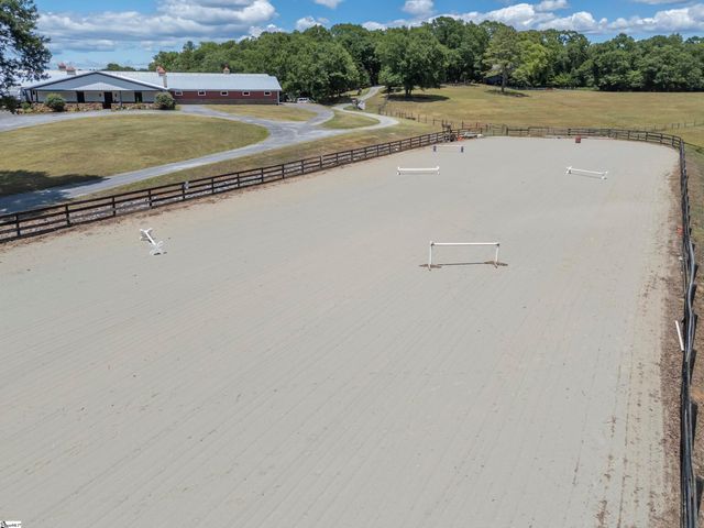 140 Joanda Farm Road, Mooresboro, SC 28114