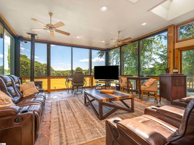140 Joanda Farm Road, Mooresboro, SC 28114