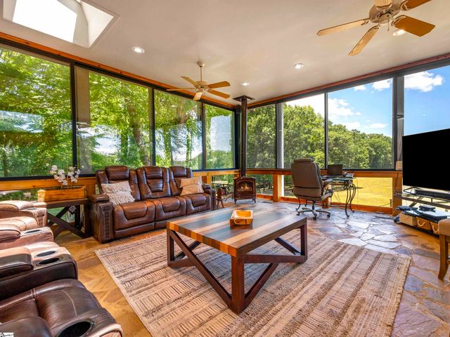 140 Joanda Farm Road, Mooresboro, SC 28114