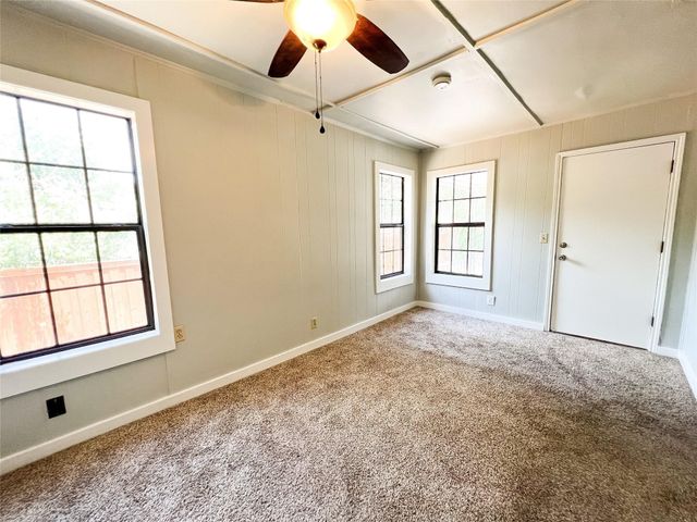 1425-1435 Groesbeck Street, Stephenville, TX 76401