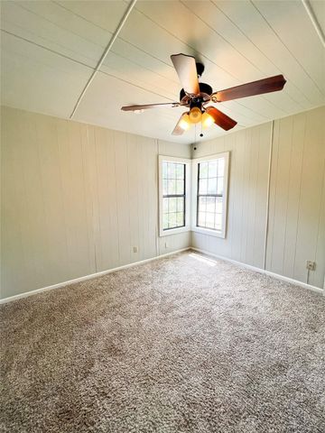 1425-1435 Groesbeck Street, Stephenville, TX 76401