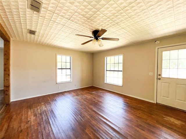 1425-1435 Groesbeck Street, Stephenville, TX 76401