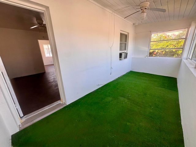 2515 Avenue E, Riviera Beach, FL 33404