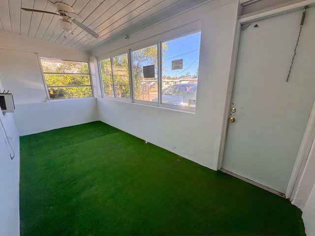2515 Avenue E, Riviera Beach, FL 33404